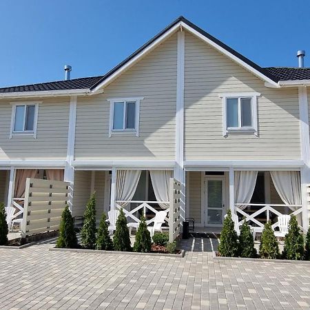 Sunville Chornomorsk Ngoại thất bức ảnh